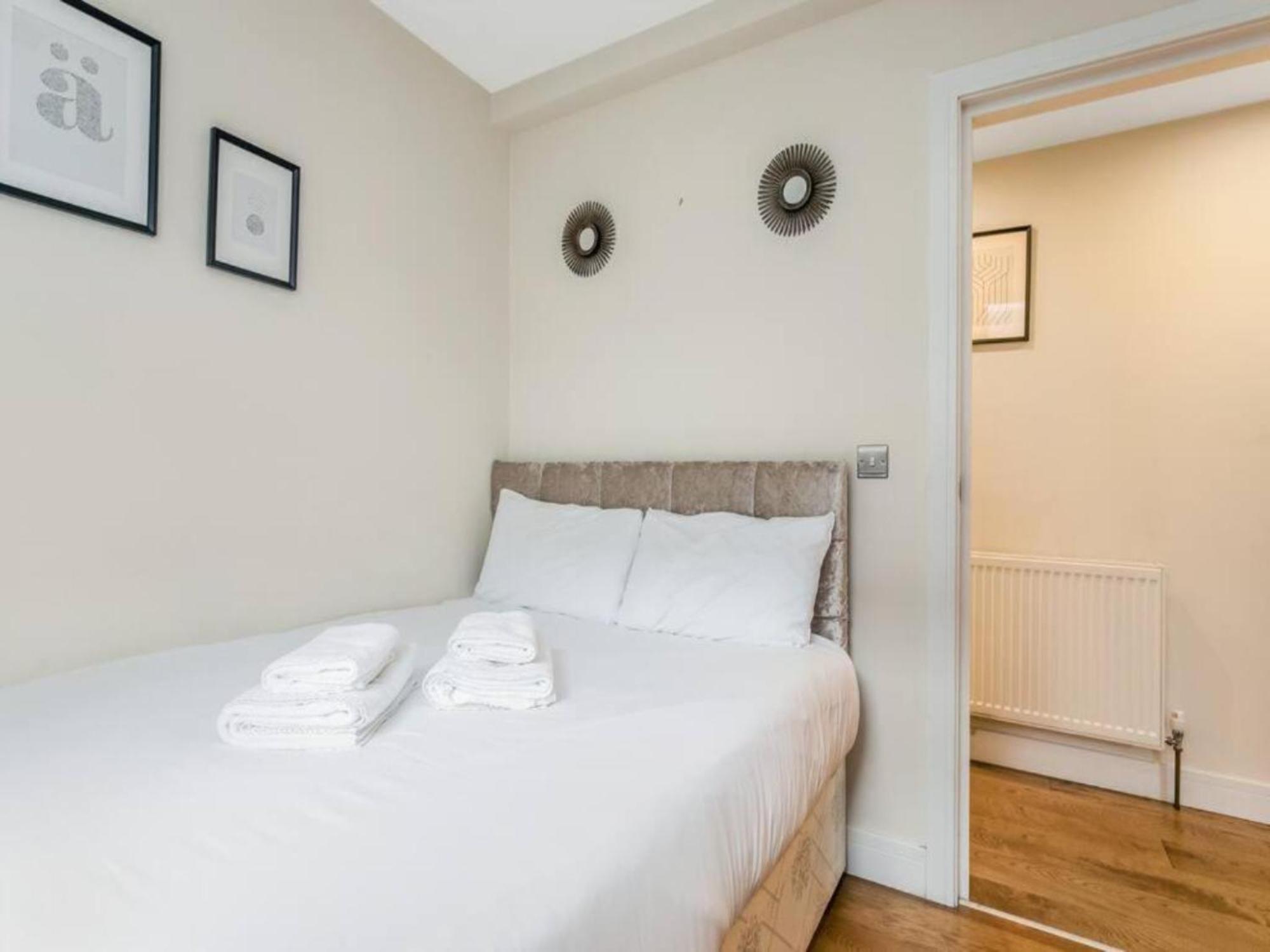 Pass The Keys Ealing Queen Of The Suburbs 2Bd Apartment Londen Buitenkant foto