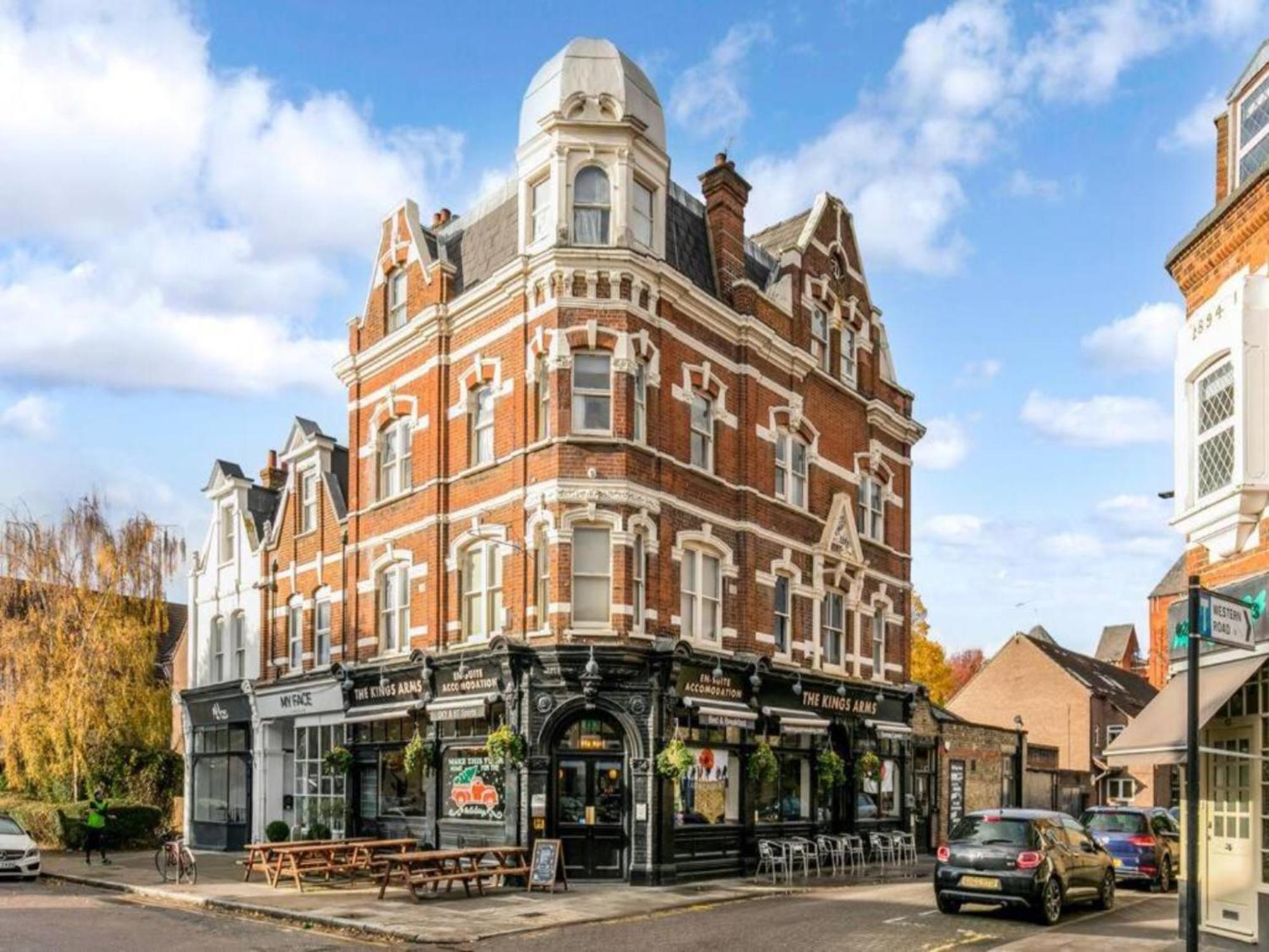 Pass The Keys Ealing Queen Of The Suburbs 2Bd Apartment Londen Buitenkant foto